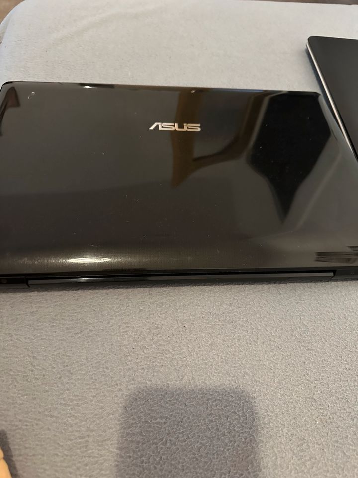 Asus Altec srs premium Sound in Zwickau