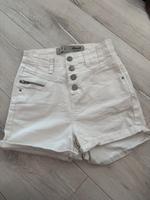 High Waist Hose Gr. 36 weiß Brandenburg - Mühlenbeck Vorschau