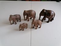 5 Elefanten Elefant Elefantenfamilie aus Holz zus. Brandenburg - Brandenburg an der Havel Vorschau
