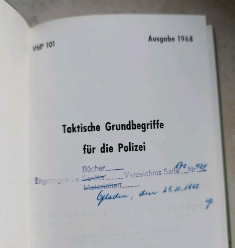 Polizei-Historie 1968/1969 Taktische Grundbegriffe der Polizei in Langenfeld