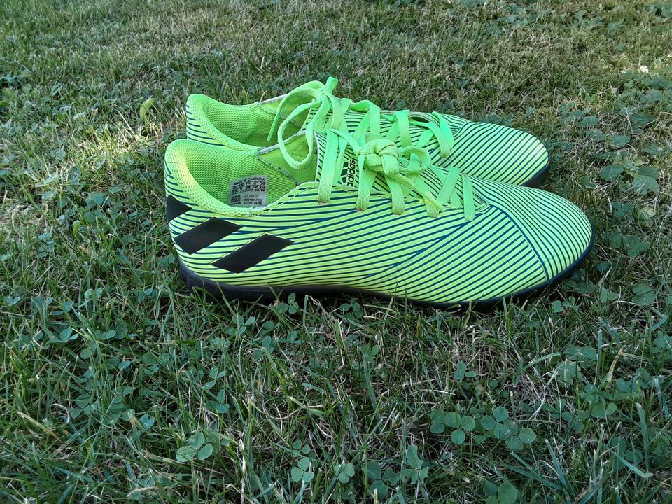 Adidas Kunstrasenschuhe Fußball gr. 38 in Kr. München - Unterschleißheim |  eBay Kleinanzeigen ist jetzt Kleinanzeigen