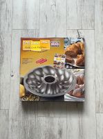 HefeKranzForm 32 cm „Original Kaiser“ ohne Rezeptheft Nordrhein-Westfalen - Harsewinkel - Marienfeld Vorschau