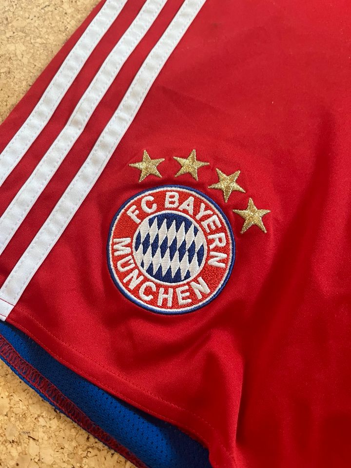 Kurze Hose Fc 176 Kinder Bayern München Short Sport Rot in Wolnzach