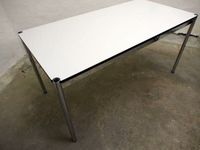 USM Haller Tisch Schreibtisch 175 x 75 cm weiss (Perlgrau) Hessen - Bensheim Vorschau