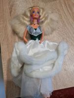 Barbie Puppe mit weissem Kleid Bayern - Regensburg Vorschau