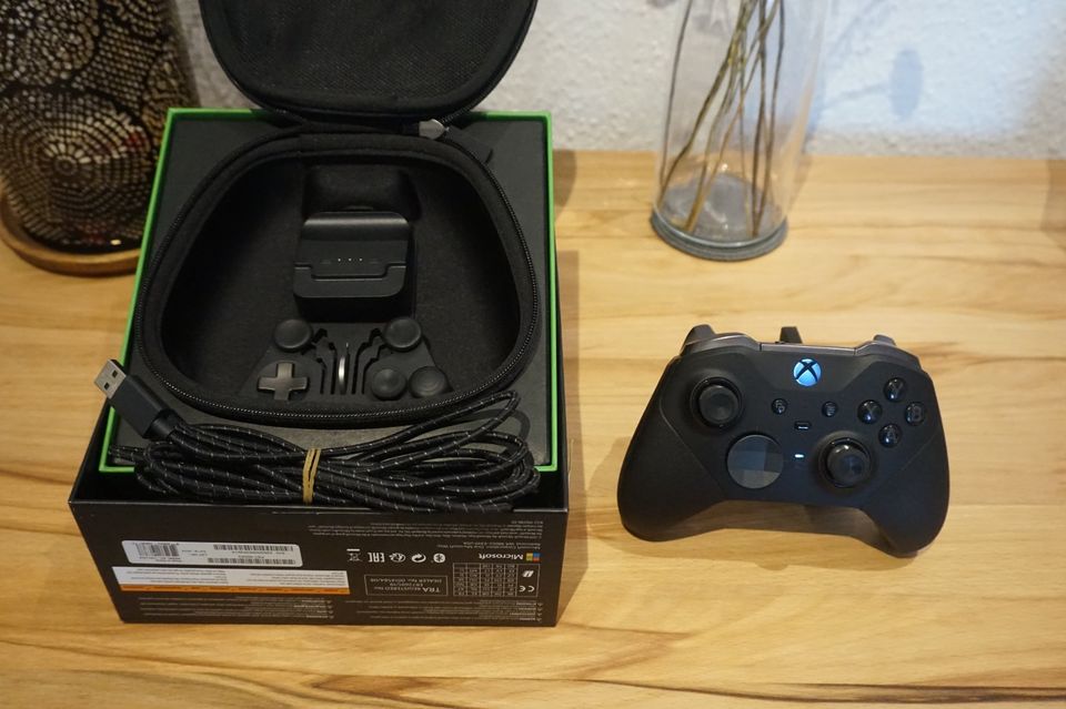 Xbox Elite Series 2 Controller |1797, schwarz, 2/2 | sehr gut in Hannover