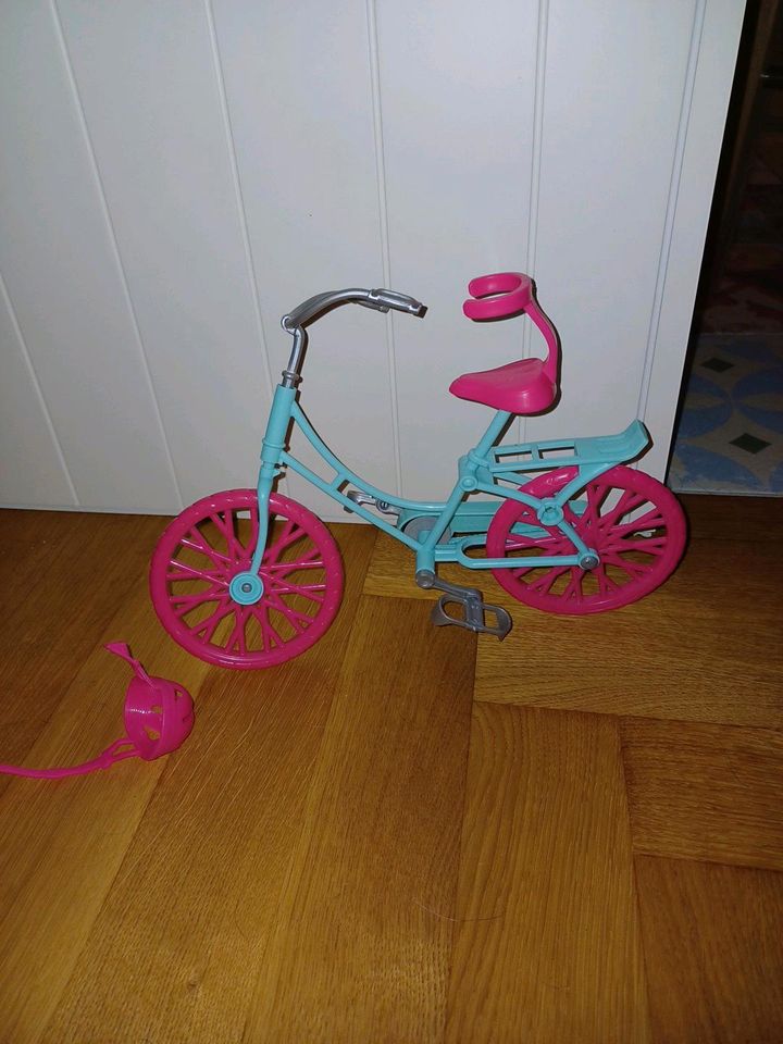 BARBIE Fahrrad, mit Helm in Eberbach