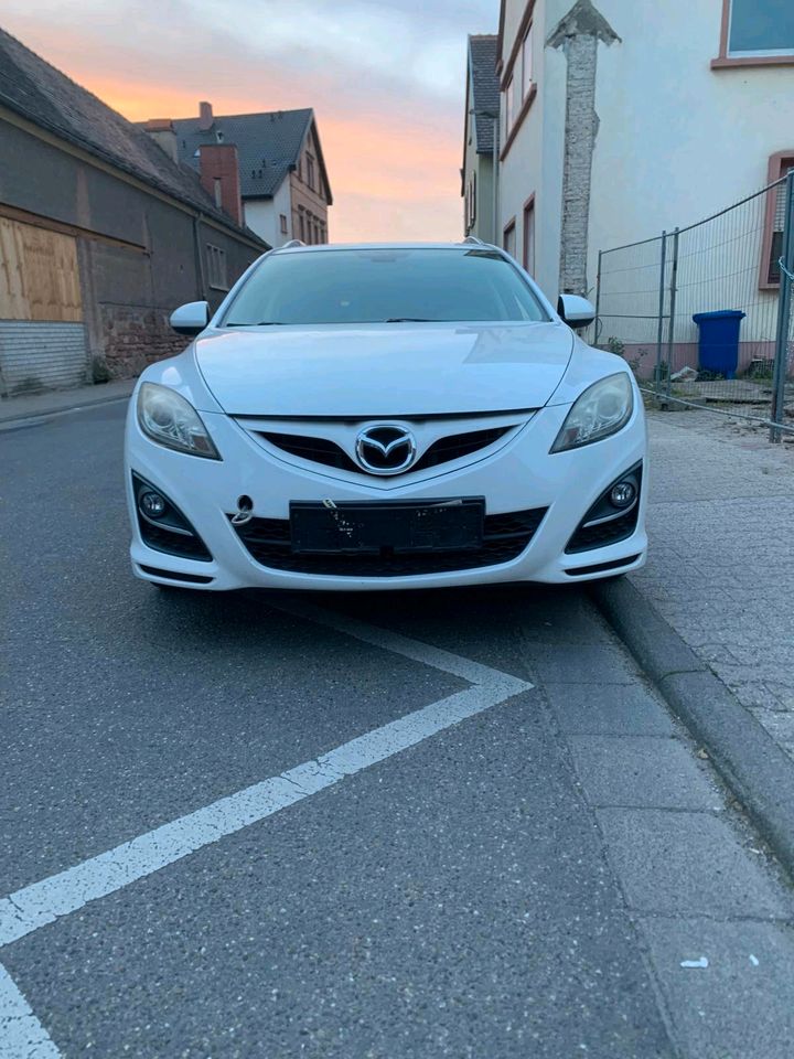 Mazda sechs in Mutterstadt