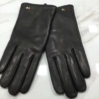 Tommy Hilfiger Handschuhe-Leder-NEU-Größe M/L Thüringen - Erfurt Vorschau