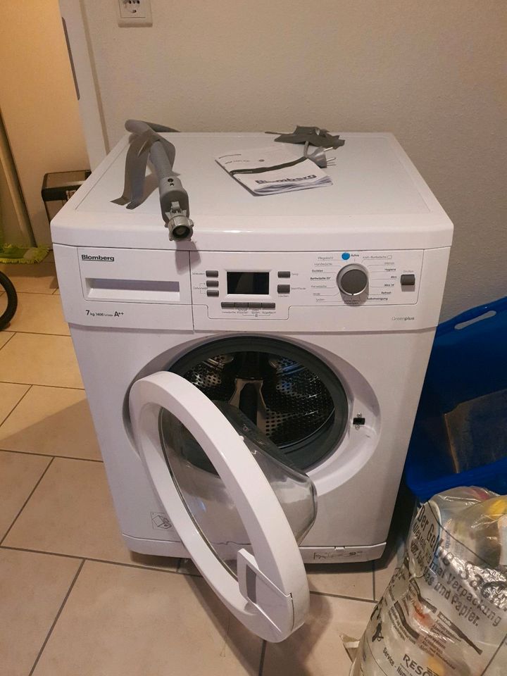 Bloomberg Waschmaschine WNF 74461 W 20 in Griesheim