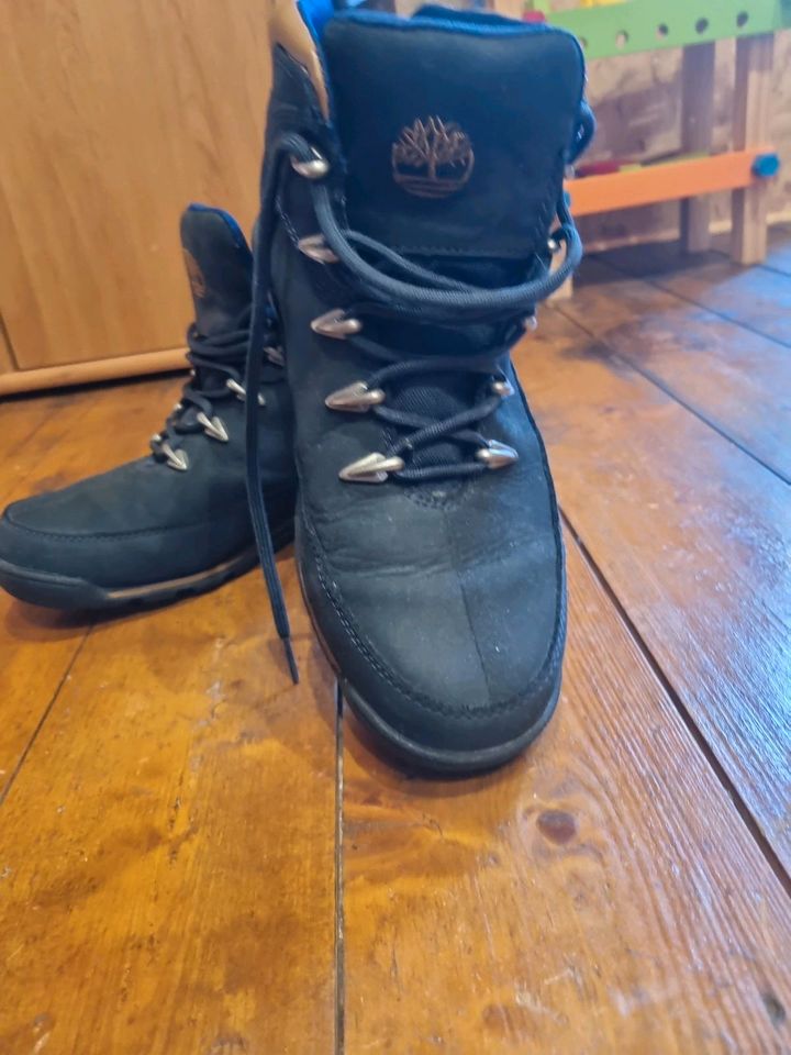 Timberland boots Stiefel kaum getragen dunkelblau Größe 9.5 /44 in Wermelskirchen