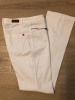 Cecil Jeans Modell Janet weiß 27/24 Gr 36 top Zustand Nordrhein-Westfalen - Brakel Vorschau
