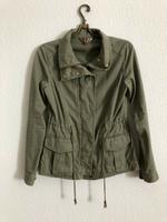 Dünne Jacke H&M Gr.36 Khaki Brandenburg - Strausberg Vorschau