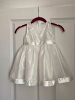 Hochzeitskleid für ein kleines Mädchen Sachsen - Riesa Vorschau