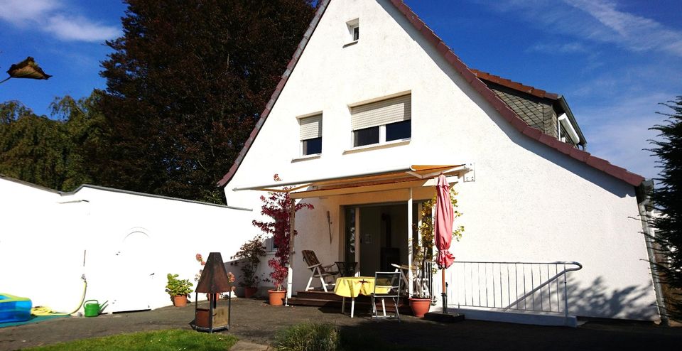 Top ca. 240 qm DHH Haus, 2 ha Hof + u.a. ca. 650 qm Halle! in Bad Sassendorf