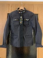 Jacke mit Steinchen von Only Gr. XS Berlin - Hellersdorf Vorschau