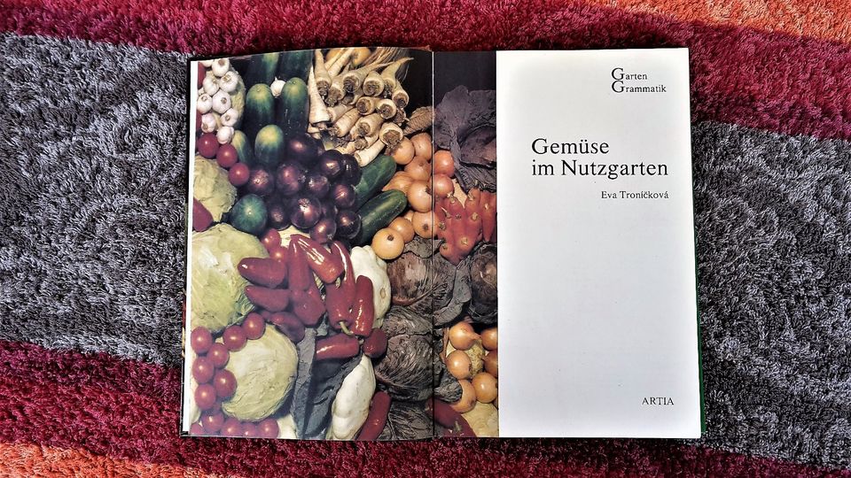 Gemüse im Garten / Garten Grammatik vom ARTIA Verlag Prag 1984 in Jena