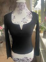 Bershka Shirt Longsleeve Langarmshirt gerippt Niedersachsen - Lathen Vorschau