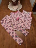 Schlafanzug Pyjama Handmade 3 teilig Teile Gr. 122 128 ungetragen Niedersachsen - Celle Vorschau