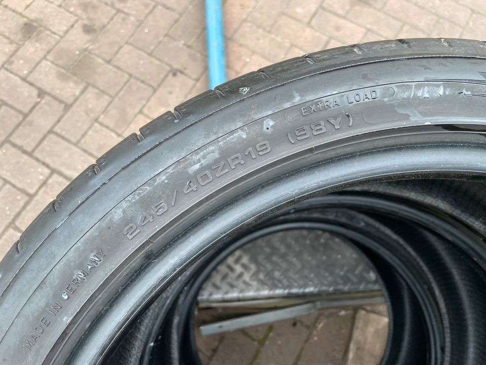 1satz 245/40ZR19 98Y 275/35ZR19 100Y DUNLOP SPORTMAXX RT2 in Stockstadt a. Main