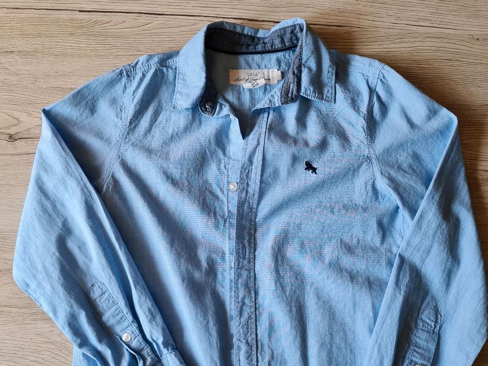 Hemd H&M hellblau langarm Gr. 134 in Weidhausen