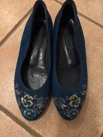 Högl Ballerina Leder mit Stickereien, Gr. 36,5/37, gut erhalten Kr. München - Unterföhring Vorschau