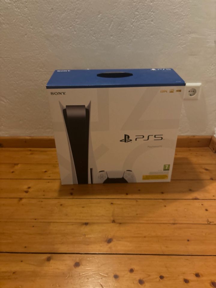 PlayStation 5, Controller, Fernbedienung und Aufladestation in Osnabrück