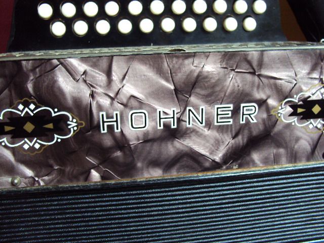 Hohner Knopfakkordeon ca.Vorkriegszeit alles Top 400 € VB in Bremen