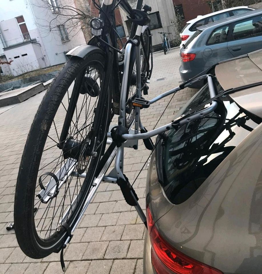 Fahrradgepäckträger Thule ClipOn High 9105 für Heckklappe in Stuttgart