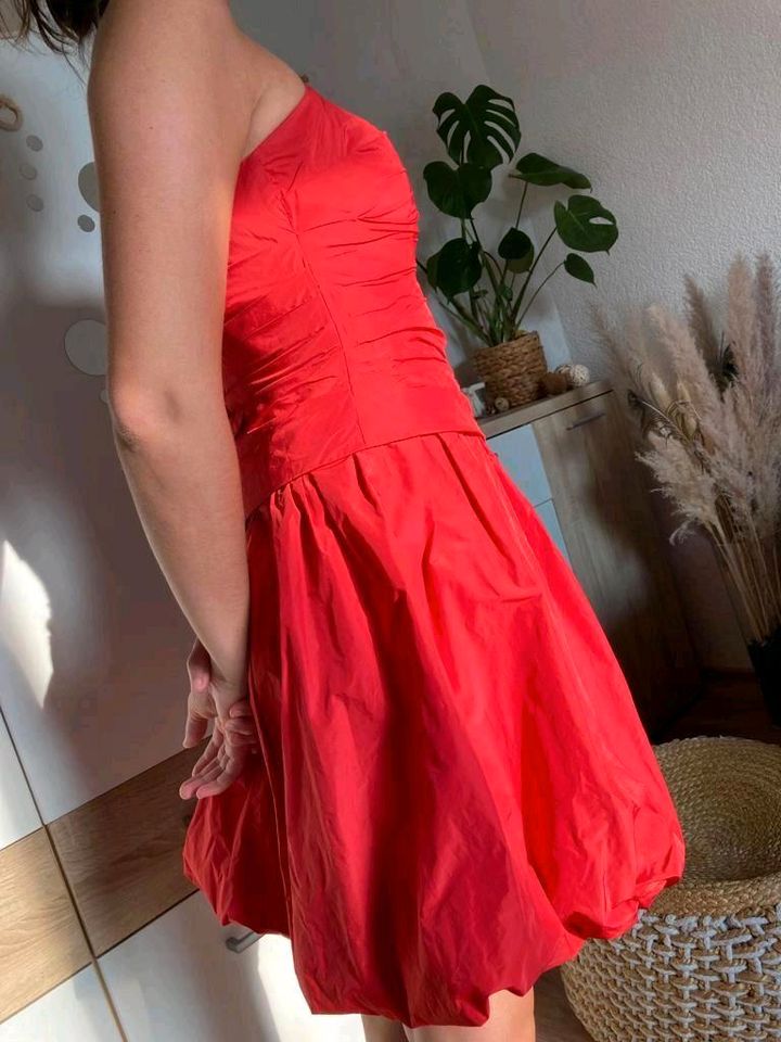 Festkleid Abschlußkleid Jugendweihekleid Cocktailkleid in Meiningen