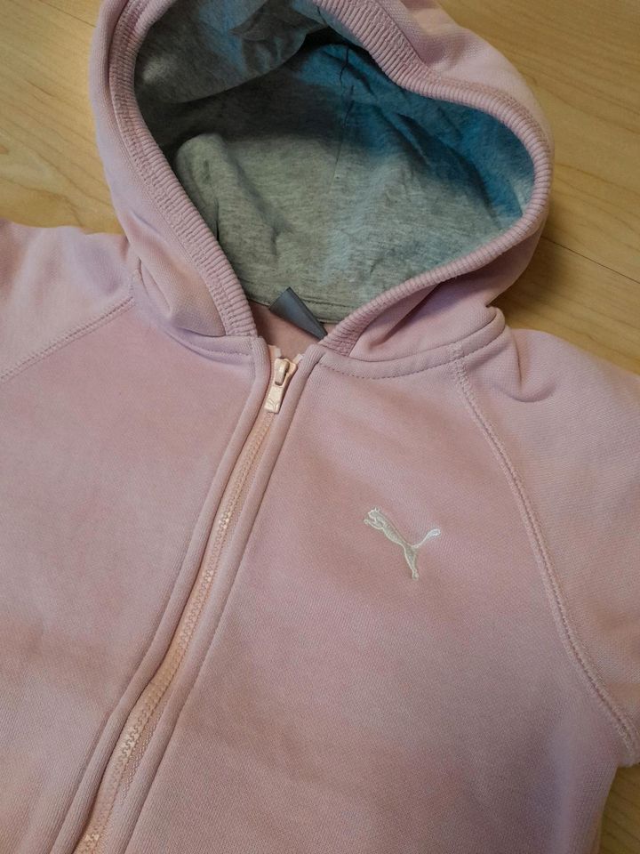 PUMA Sweatjacke Gr. 98 rosa in Fernwald