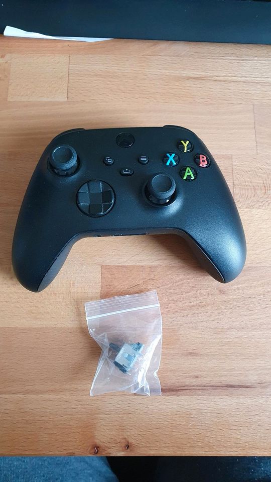 XBOX One Controller (Defekt - Stick drift in Darmstadt