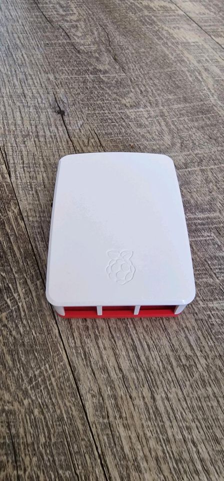 Raspberry Pi 3B Verschiedene Gehäuse in Kirchen (Sieg)