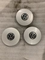 Original VW Volkswagen Polo 6N Radkappen Nabendeckel 6N0601149E Bayern - Fürth Vorschau