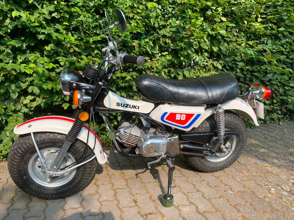 Suzuki RV 90 Oldtimer, EZ 1975, Tüv 07/24 oder neu in Bargteheide