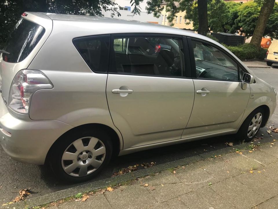 Toyota Verso Automatisch Getriebe in Essen