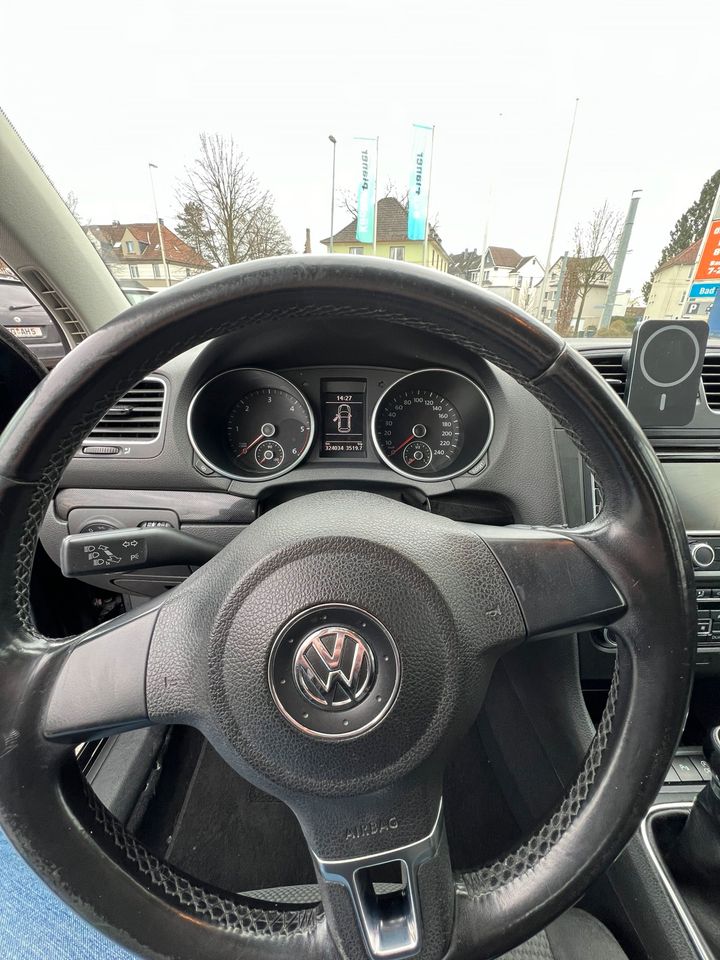 Volkswagen Golf Comfortline BlueMotion/BMT in Solingen
