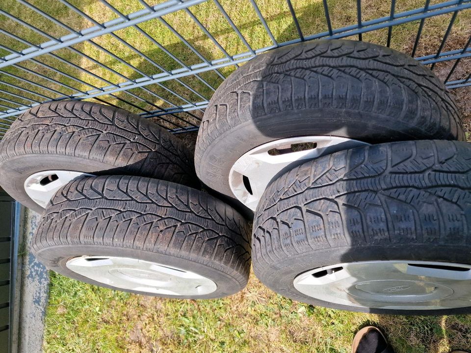 Sommerreifen auf Stahlfelgen 175/65 R14 Ford Fiesta in Nürnberg (Mittelfr)