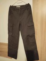 bershka Cargo Hose Größe 38 top Zustand Hessen - Dietzenbach Vorschau