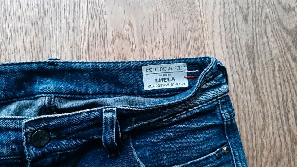 Diesel Lhela Italy Jeanshose W 30 L34 dunkelblau in Hamburg