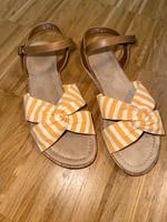 Sandalen weiß-gelb, braun Gr. 38 Deichmann Nordrhein-Westfalen - Kerpen Vorschau