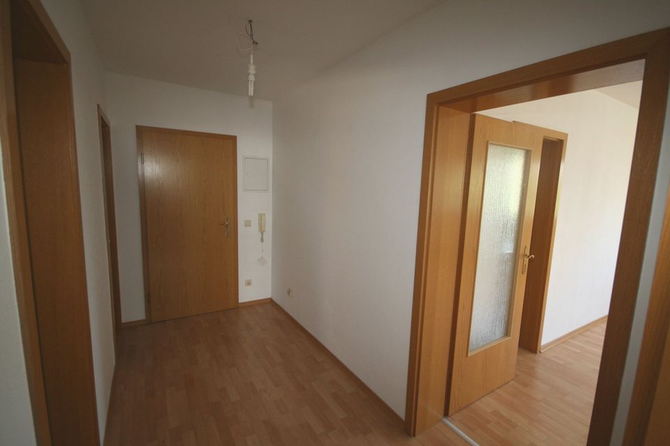 IN zwischen Zentrum und Audi: Sofort bezugsfrei! 2 ZKB mit Balkon! Einbauküche und TG-Stellplatz bereits im Kaufpreis enthalten! in Ingolstadt