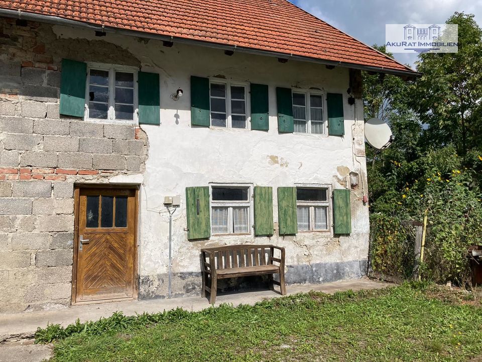 Akurat Immobilien - Denkmalgeschütztes Bauernhaus mit Entwicklungspotenzial in absolut ruhiger Lage! in Buchloe