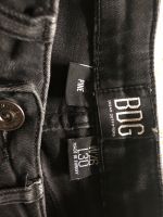 Urban Outfitters Pine Jeans W26/L30 Stuttgart - Stuttgart-Süd Vorschau