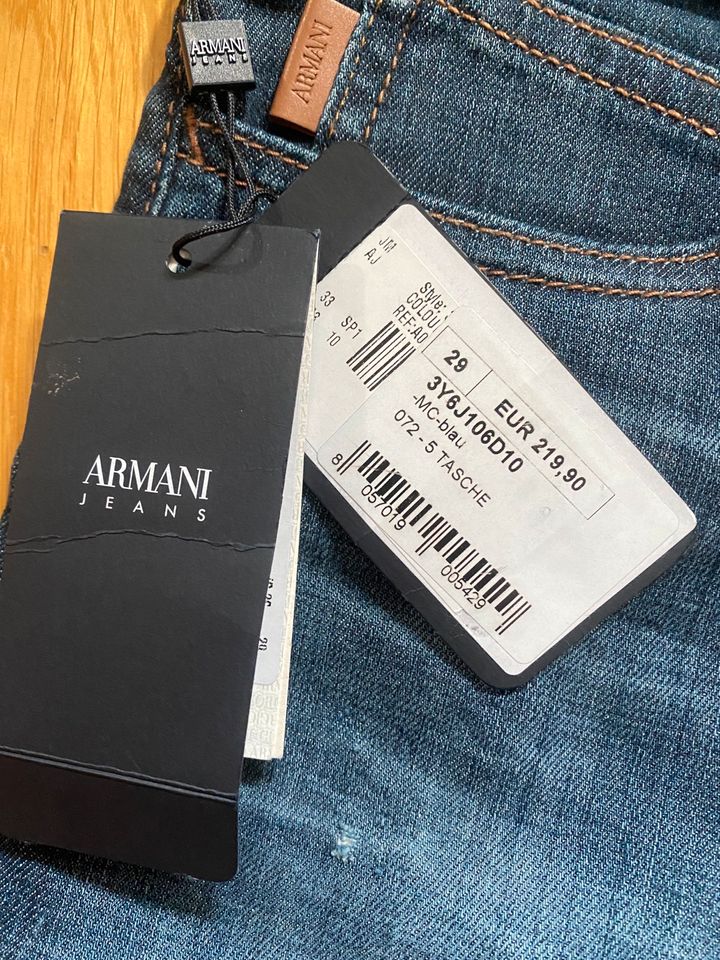 Dunkelblaue Armani Extra Slim Fit Jeans in Hamburg