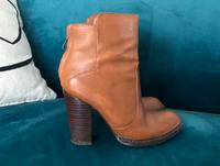 cognac Stiefeletten Boots Blockabsatz Chinese Laundry Glady 39 Sachsen - Kubschütz Vorschau