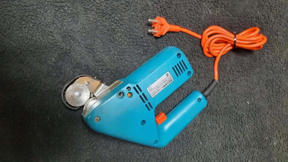 BLACK & DECKER Elektro Schere, ideal zum Basteln Karton, Leder in Dortmund