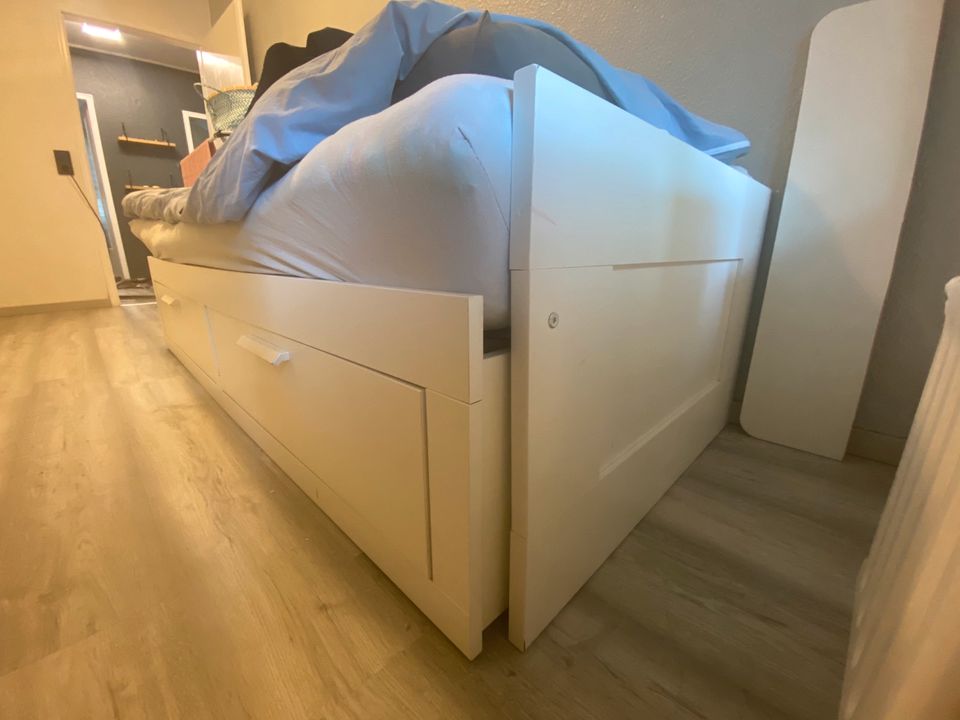 BRIMNES Tagesbett von IKEA – Schnäppchen für 150€! in Berlin