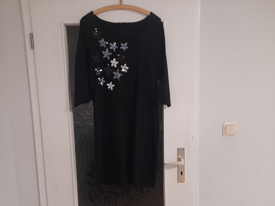 Kleid festlich 44 schwarz silber in Rostock