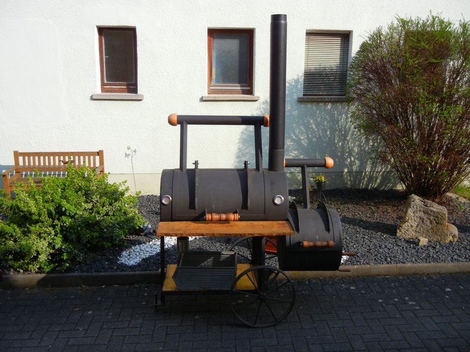 Reverse Flow BBQ Smoker 20 " mieten Smoker Verleih in Mellrichstadt